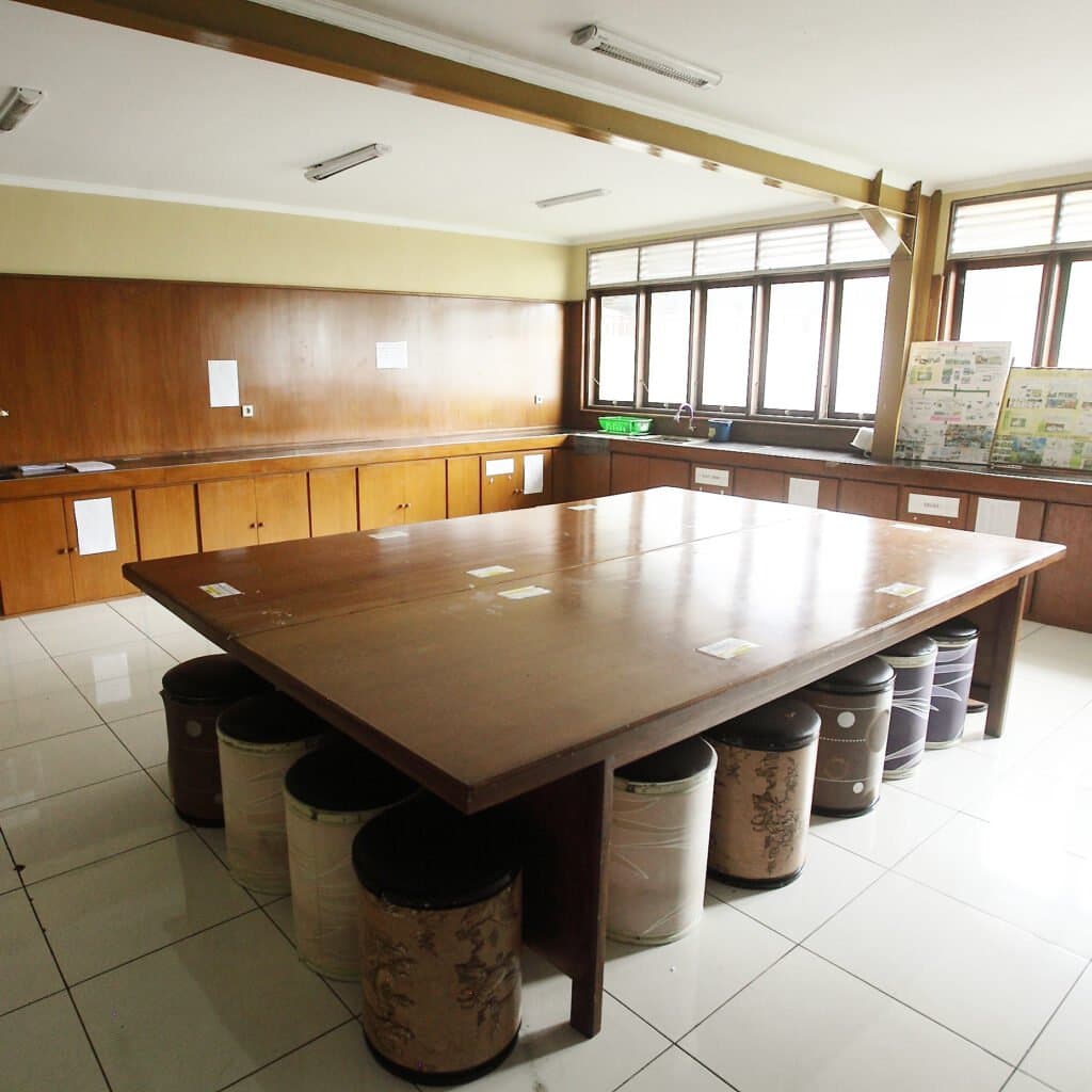 Laboratorium IPA Terpadu (Fisika, Biologi, Kimia)