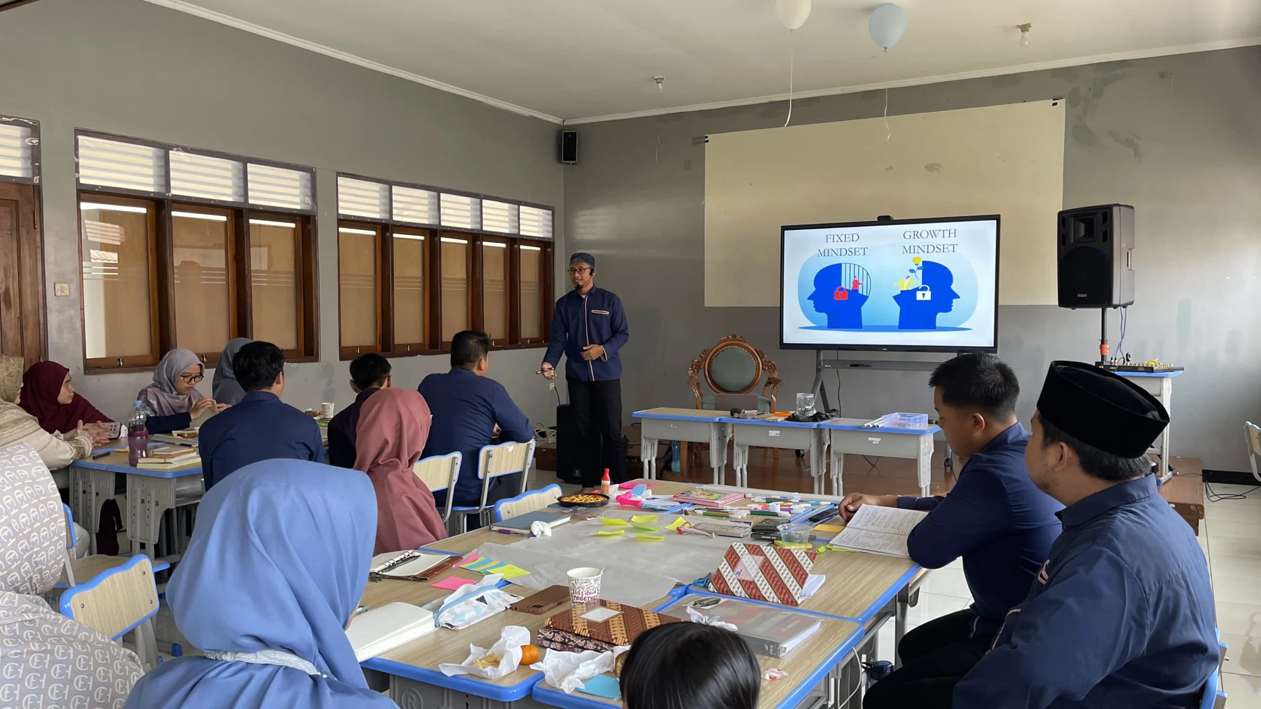 Sosialisasi Visi Misi Baru & In House Training (IHT) Dewan Pendidik SMA Al-Aziz