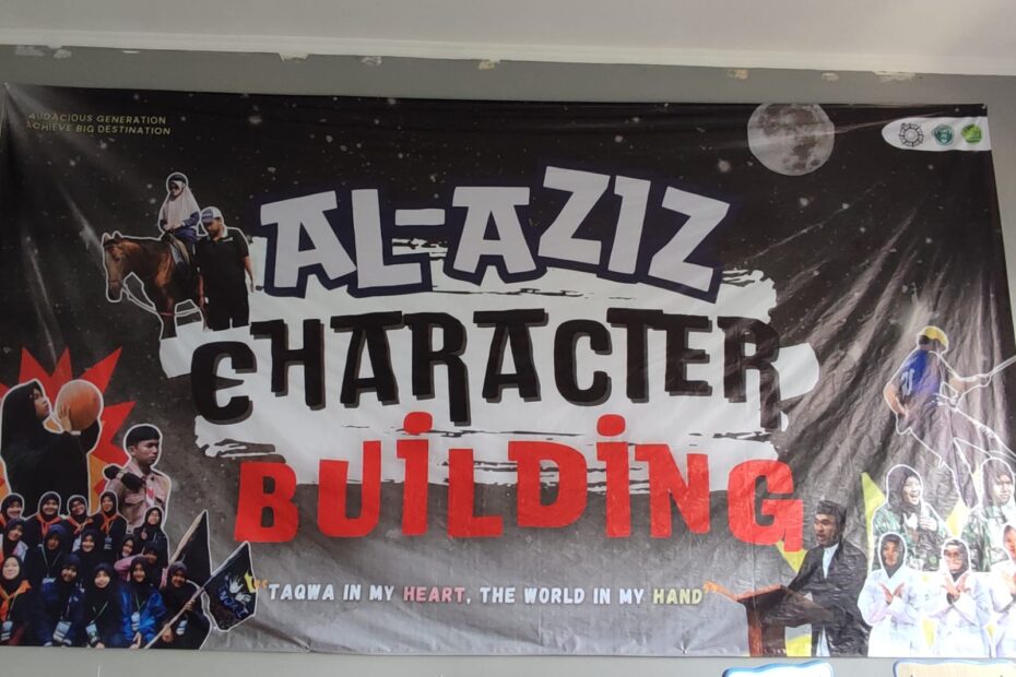 Pembukaan ACB, masa orientasi SMA Al-Aziz Islamic Boarding School.